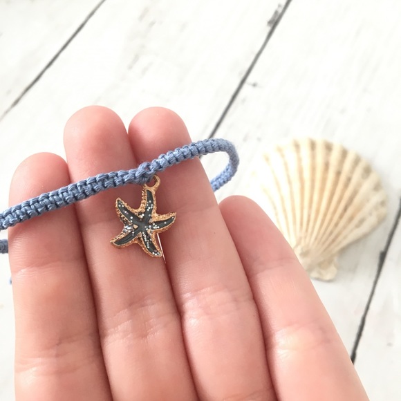$6 Bundled 🌴 Starfish Charm Bracelet - Picture 2 of 4